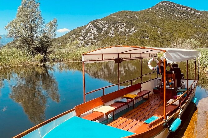 2 Hour Group Boat Trip in Skadar Lake - Cakovica islands and the wild swimming break