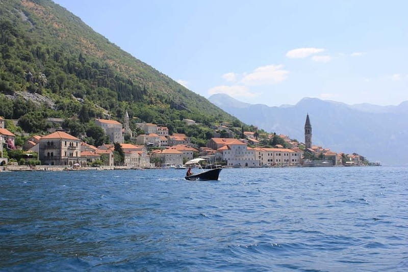 Bay of Kotor: 2-Hour Stand Up Paddle Board Tour - Beach breaks, swimming, and snorkeling in the Adriatic
