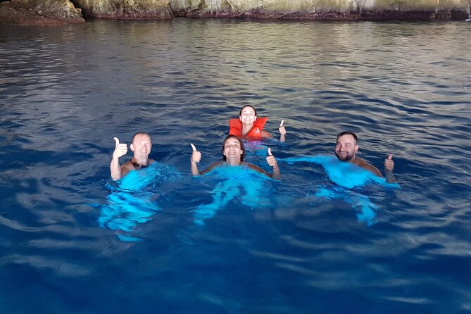 Blue Cave 3 hours GROUP tour with modern speedboat - Kumbor submarine tunnels: 5 minutes that still feel odd in a good way