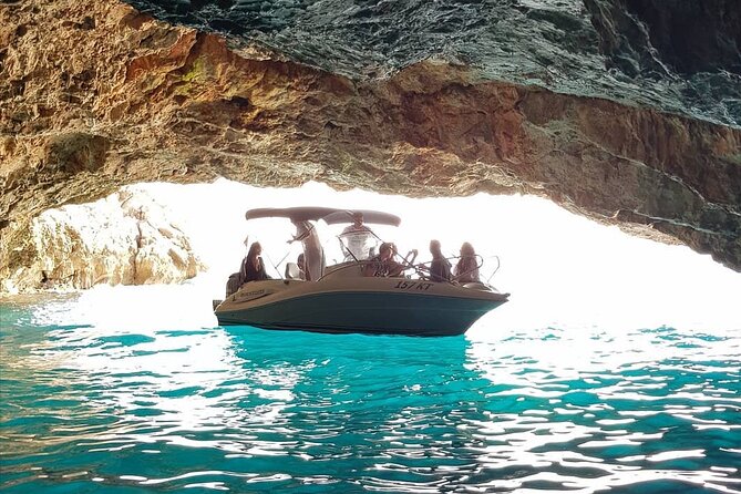Blue Cave 3 hours GROUP tour with modern speedboat - Our Lady of the Rocks island: 20 minutes, views, and a quick explore