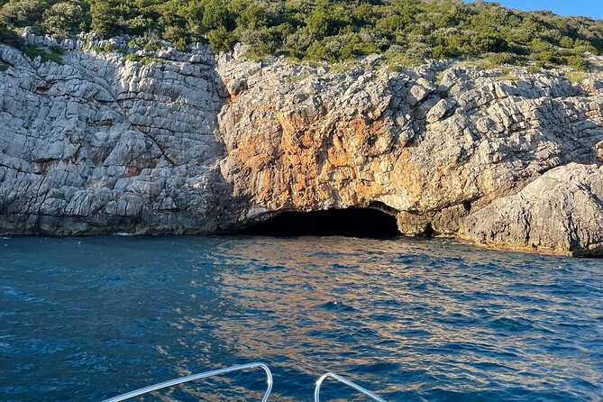Blue Cave, Lady of the Rocks and Kotor Bay SpeedBoat Tour 3H - Lady of the Rocks: church island legend, art, and the St. Mary story