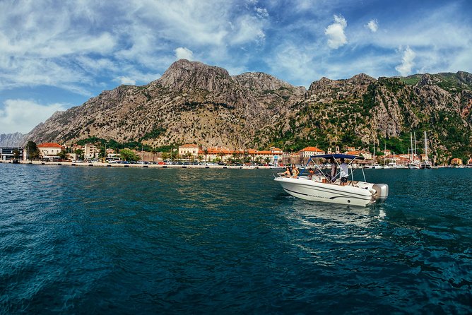 Boat Tour from Herceg Novi: Explore Kotor Bay (4h) (1-6 people) - Perast: the calm hour that pairs well with lunch