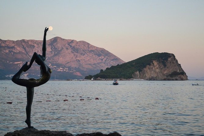Budva 1 hour Private walking tour - Land Gate, Poets Square, and streets that suddenly point to the sea