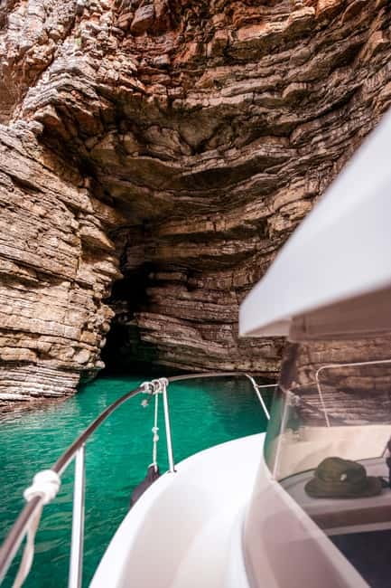 Budva Bay: Boat Tour with Snorkeling and Sightseeing - Island stop about 20 minutes from Budva: snorkeling setup and a choice to swim or chill