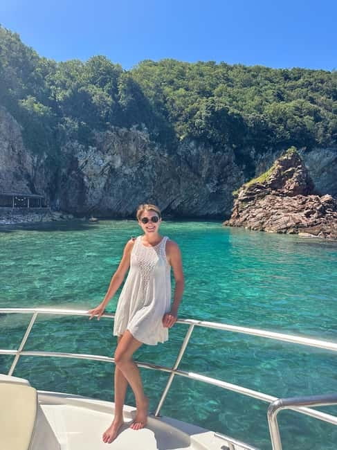 Budva: Hidden paradise tour with snorkeling and lunch - Paradise beach time, with sunbeds and options for the water