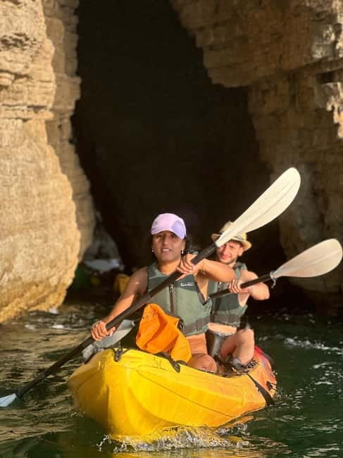 Budva: Kayak & Paddle board Rental - Getting Started at Azzuro Beach, Budva