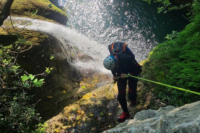 Canyoning Budva Drenovstica - Guidance and group size, what “licensed and experienced” means in practice