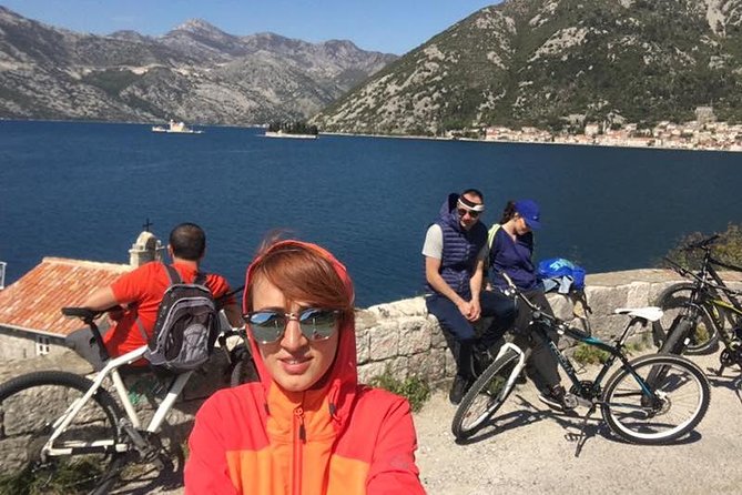Cycling and hiking short tour through the bay of Kotor - Start in Kotor Old Town, then ride the bay for real views