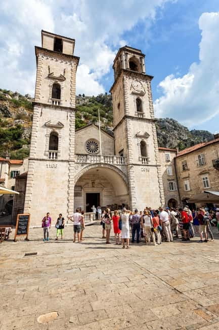 Dubrovnik to/from Kotor: Day Trip or One-Way by Fast Ferry - Who should book this ferry instead of a coach