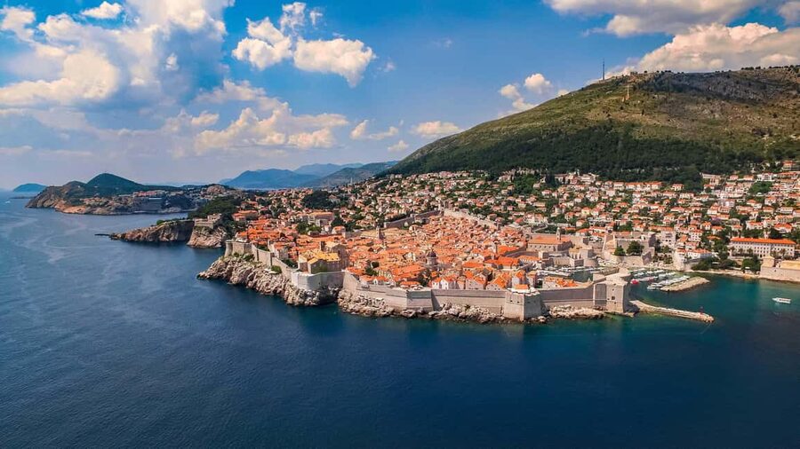 From Budva: Dubrovnik Guided Tour with Free Time - From Budva to Dubrovnik, the drive that sets the mood