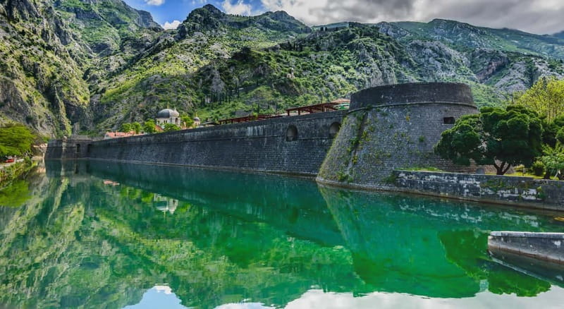 From Dubrovnik: Montenegro Day Trip with Cruise in Kotor Bay - From Dubrovnik to Montenegro in one long, well-paced day