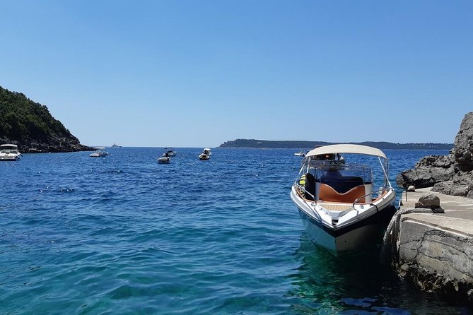 Group Blue Cave tour with a beach stop - 4h duration - Dobrec Beach: the 1-hour break for snacks and a calmer moment