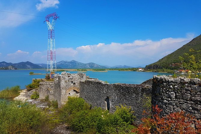 Kayak Guided Tour Skadar lake - Adventure in National park - Stop 1: Grmozhur Fortress island and an abandoned prison story