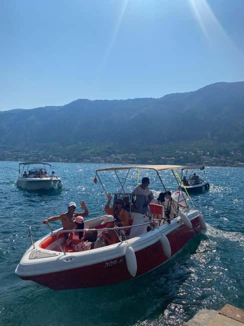 Kotor: Blue Cave and Gulf tour by speedboat - Perast and Our Lady of the Rocks: A Stop Made for Photos and a Quick Visit