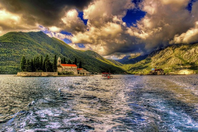 Kotor Fast-Track: Perast Old Town & Our Lady of the Rocks - Perast Old Town: walk time, but do it with intention