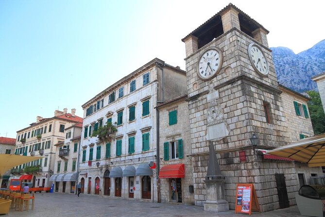 Kotor: Old Town Walking Tour - Entering Kotor Through the Sea Gate