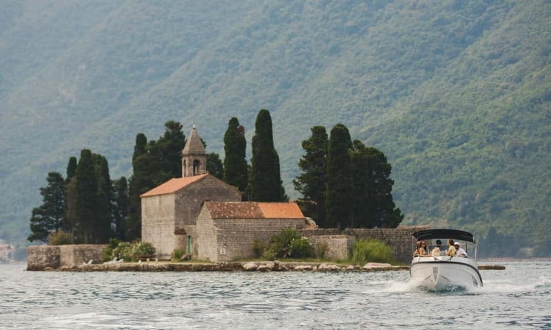 Kotor: Perast and Island- Lady of the Rocks-Speedboat Tour - Passing St George Island: quick views of a monastery setting