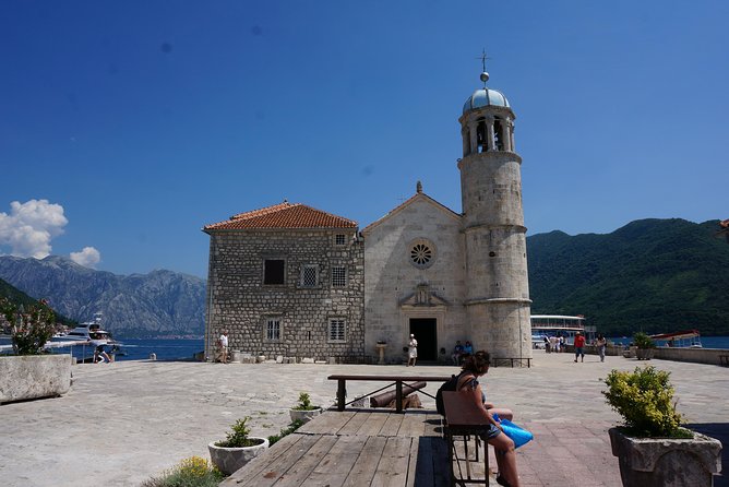 Kotor, Perast and Our Lady of the Rocks private tour - Pace, group size, and the guide’s role