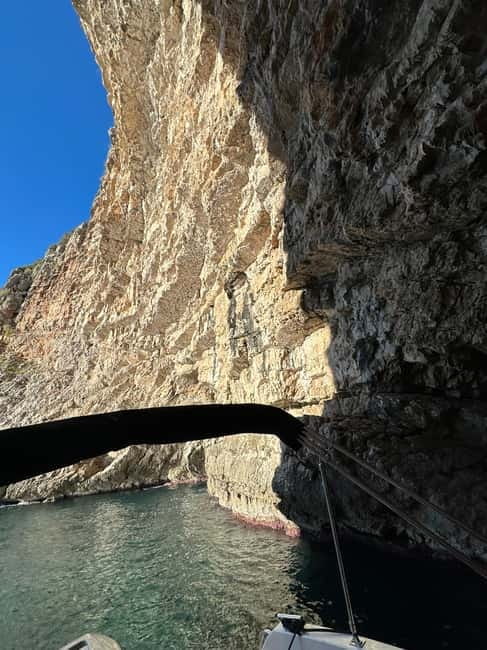 Kotor: Private boat tour Blue Cave & Our Lady of the Rocks - Drinks, masks, and lifejackets: the “small inclusions” that make it easier