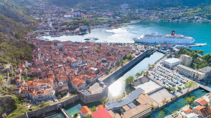 Kotor: Private Walking Tour with Wine and Food Tasting - What to wear, and what to expect on the ground