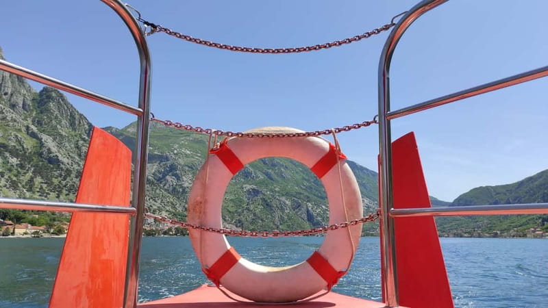 Kotor: Red Semi-Submarine Family Tour With Underwater Cabin - Family-Friendliness: Kids, Steering, and Easy Fun
