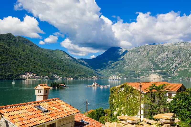 Kotor: Swim in the Blue Cave + Lady of the Rocks Tour - Blue Cave swim time: what it is like when the sea cooperates
