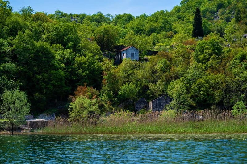 Lake Skadar National Park: Visit the Montenegrin Venice - Rijeka Crnojevića: the village walk and Prince Danilo’s bridge