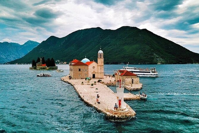 Mini Boka Private Tour Perast Lady Of The Rock Kotor - Perast: steep streets, baroque palaces, churches, and Peraška cake
