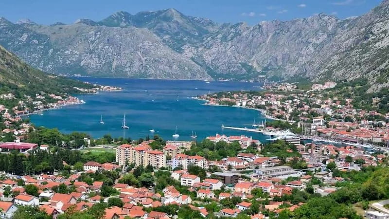 Montenegro Tour with Optional Kotor Bay Boat Cruise - Kotor Old Town and the Venetian Port Story, A Guided Primer Then Freedom
