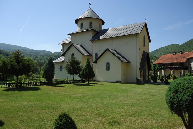 Moraca, Tara & Piva canyons with Durmitor national park - Tara River Canyon: a deep drive with multiple chances to pause