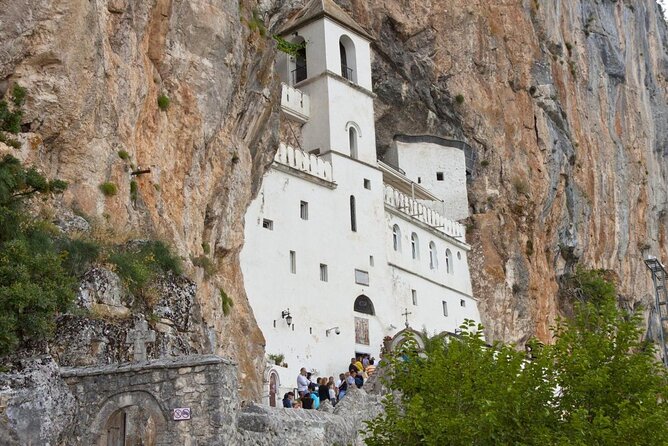 Ostrog Monastery tour - Key things that make this Ostrog Monastery trip work