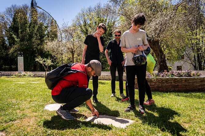 Podgorica by E-bike: Culture, Hidden gems & Rivers - Meeting at Mila Radunovića, then the 10-minute bike setup