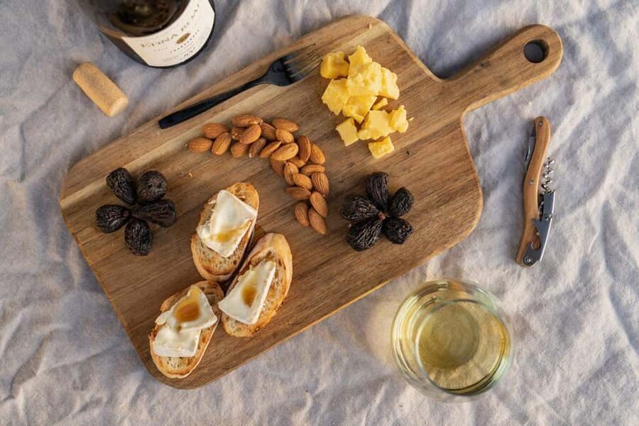 Podgorica: Panoramic Wine Tasting & Snack - Purple Eye Estate Camp and Winery, why it feels like more than a tasting