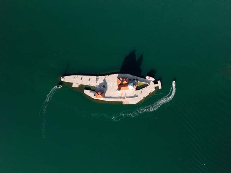 Private 2-hour Our Lady of the Rock & Perast by speedboat - Private speedboat time in Boka Bay, what makes it work so well