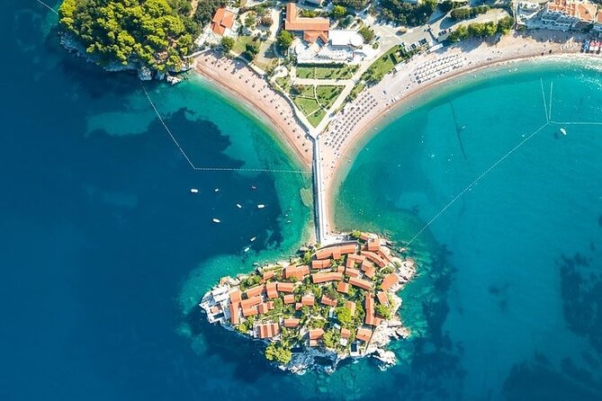 Private Guided Tour in Budva Sveti Stefan - Stop 4: Miločer and the old Milocer road, Queen’s Park views, plus Przno
