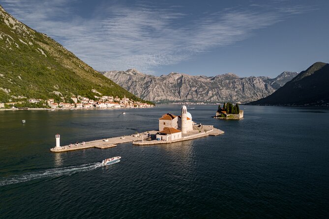 Private Guided Tour in Kotor Bay with Speedboat Food and Wine - Trg Sv. Tripuna Lunch: Mussels in Buzara and Real Pairings