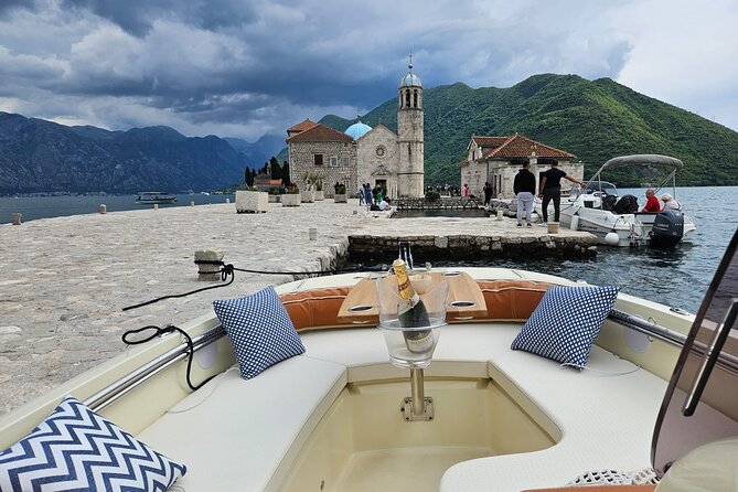 Private Lux 3.5h Speedboat Our Lady of the Rock and Blue Cave - Blue Cave swim time, how to make the most of it