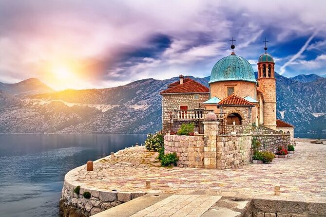 Private Our Lady of the Rocks and Perast Tour - Perast in 30 minutes: Baroque streets and an easy meal pause