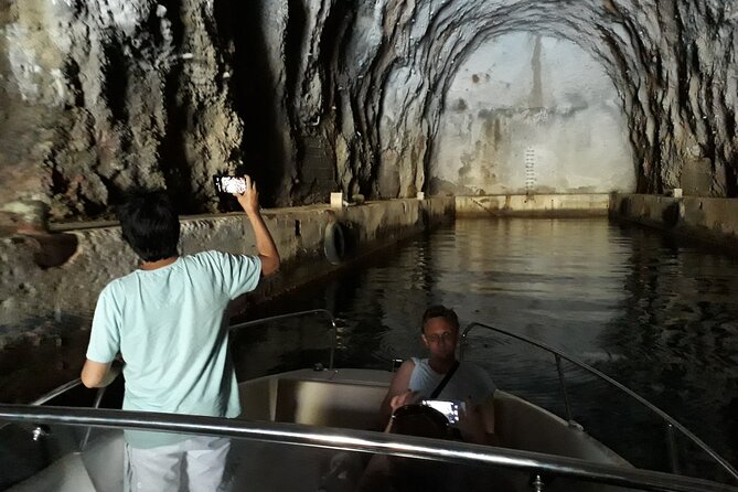 Private tour with speed boat - Perast and Lady of the rock - Snorkeling mask and small touches on board