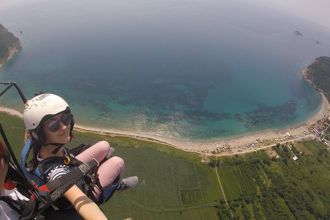 Relaxing flight in Petrovac - Stop 1: Paragliding Beauty Montenegro and What the Flight Really Feels Like
