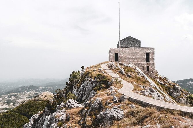 Ride the Kotor Cable Car ( Njegusi, Lovcen and Kotor Cable car) - What to wear and how to handle the pace without getting tired