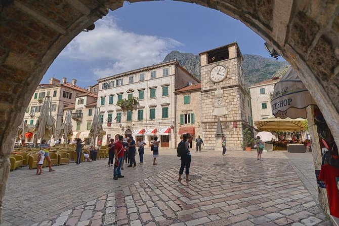 Sveti Stefan, Budva and Kotor - Meeting point and pickup: where you start in Kotor